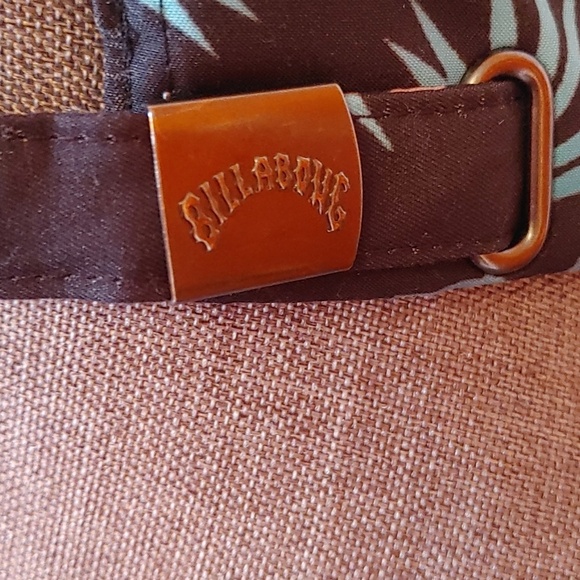 🥳Host Pick🥳COLOURFUL BILLABONG BASEBALL CAP - Picture 7 of 9